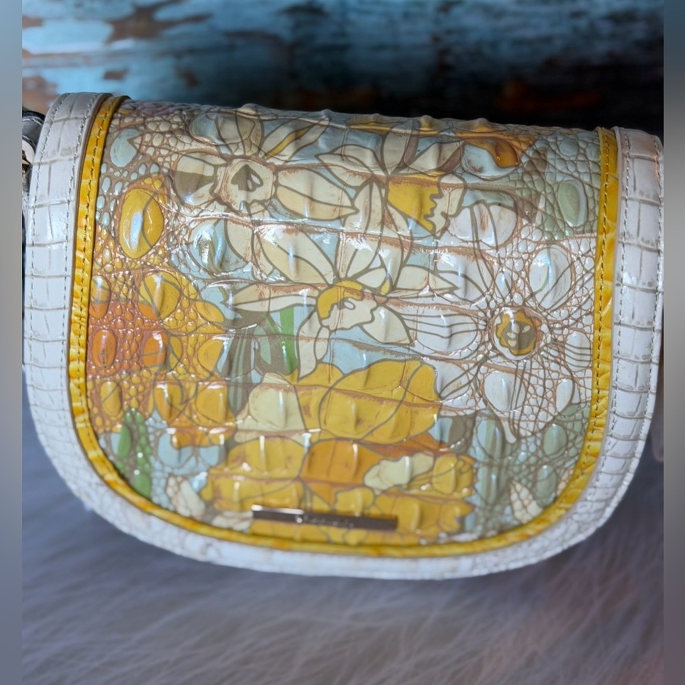 NWT Brahmin Briar Daffodil Pimlico Leather Crossbody - Beautiful Floral pattern - Picture 6 of 10
